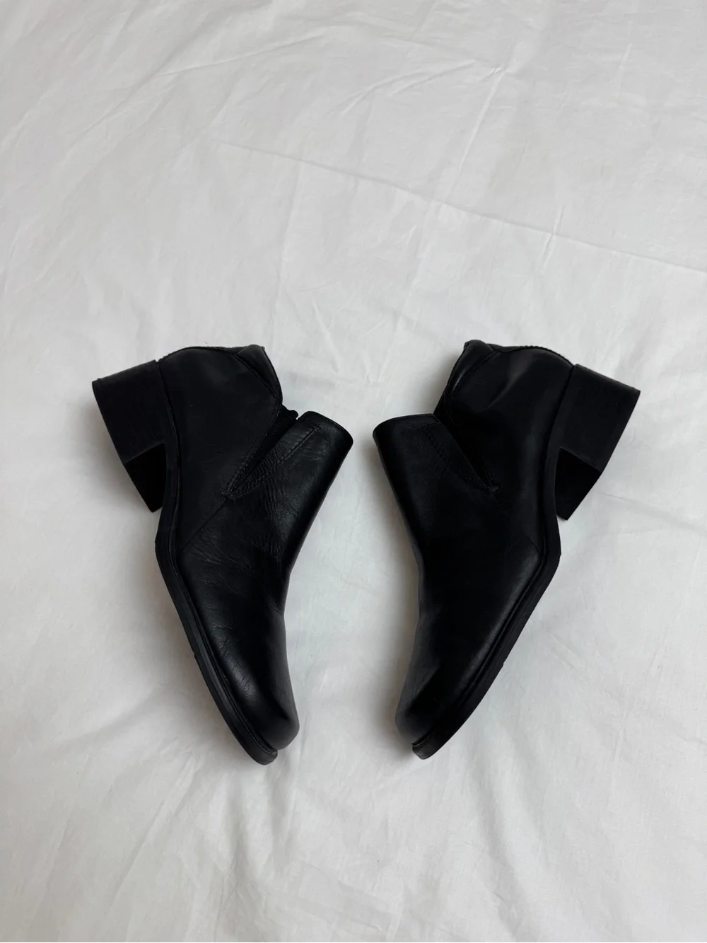 Vintage KB Company Black Leather Square Toe Ankle Boots Size 9 Y2K Grunge Indie